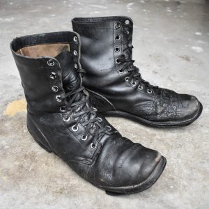 il_794xN.2613572296_k8tx Vintage 50's Korean War Era US Army Black Leather Combat Boots Service Mens Boots Para Boots Rugged Size