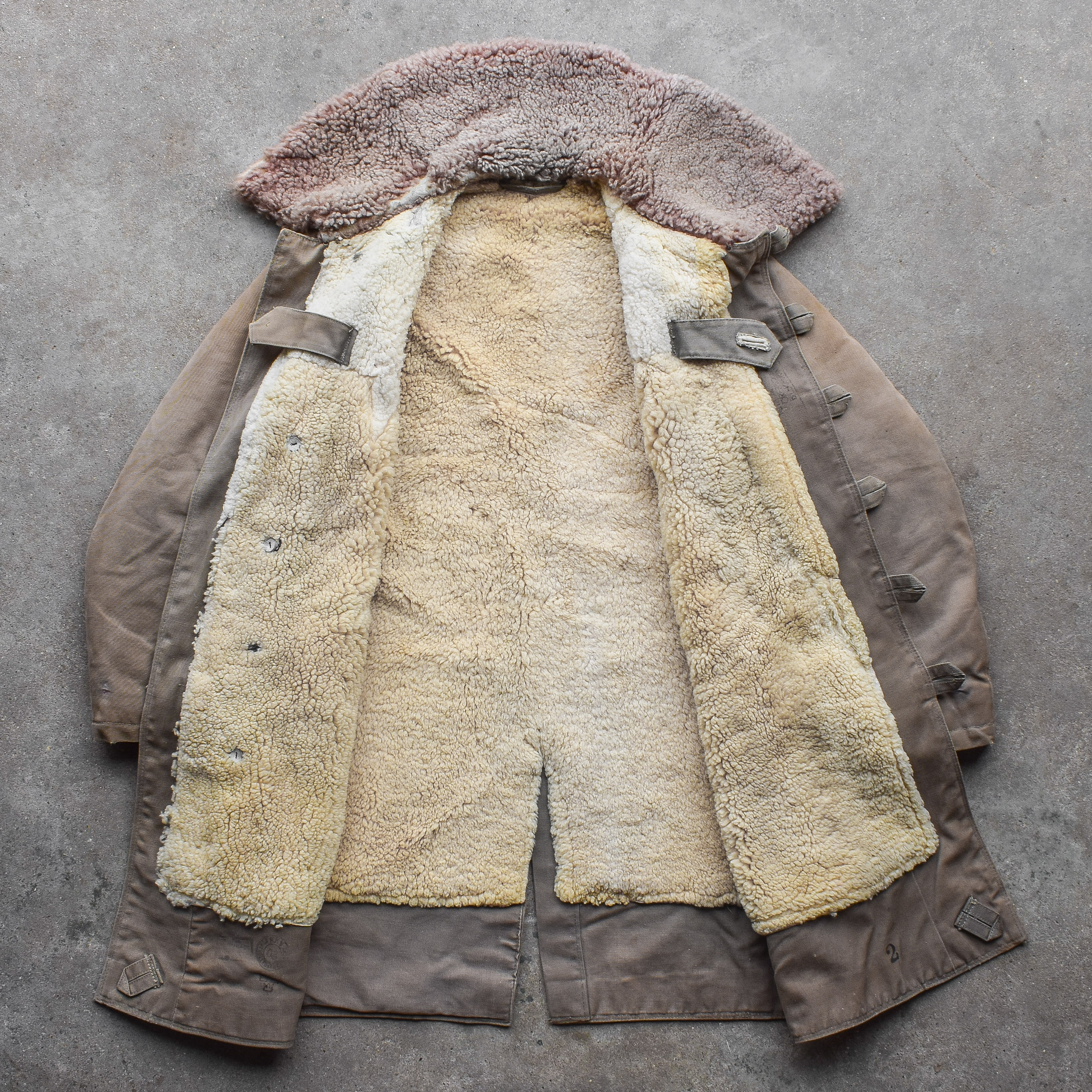 vintage-40s-1940s-WWII-swedish-army-M1909-sheepskin-sherpa-shearling-coat-parka-jacket-military-rugged-style-canvas-wool (2)