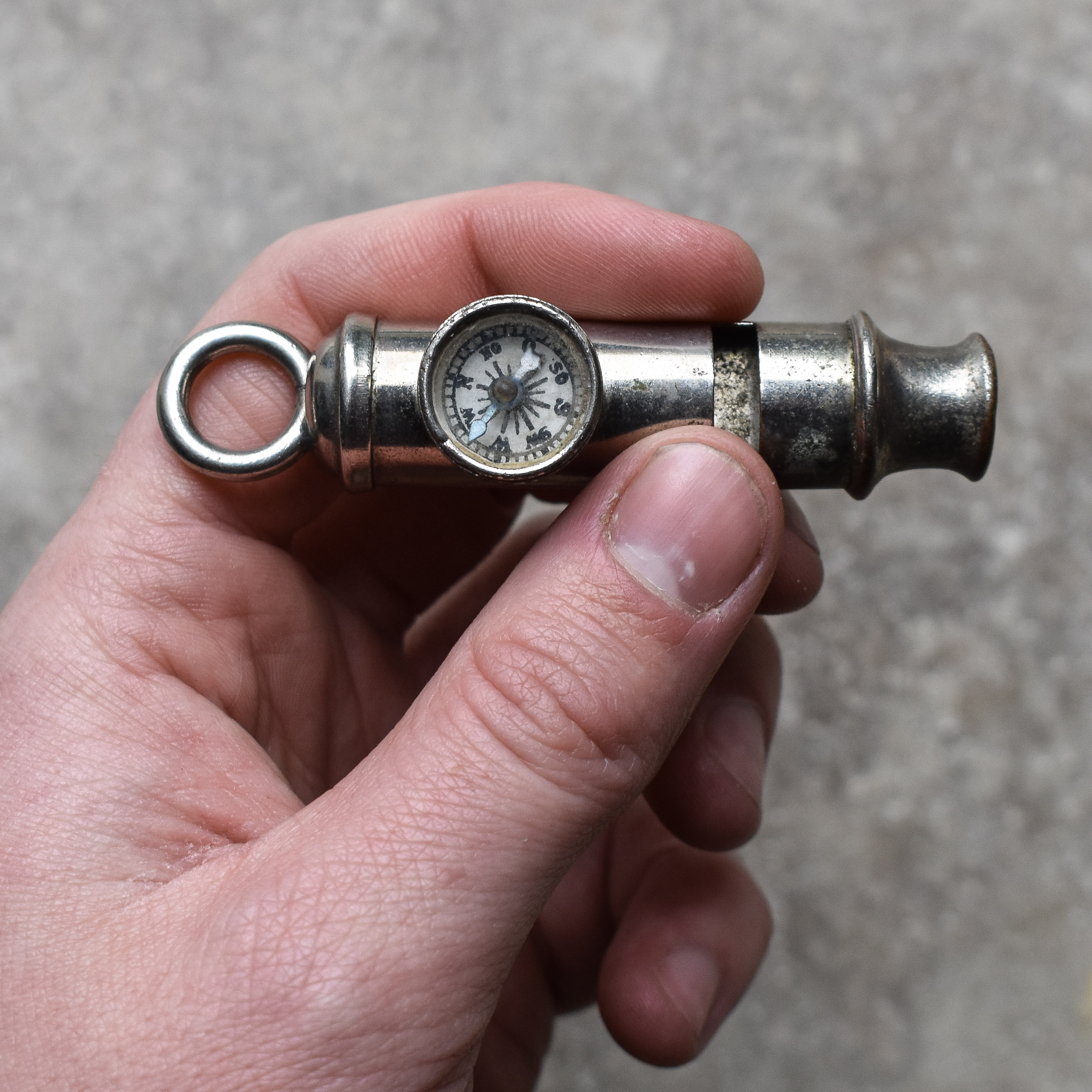 vintage-50s-1950s-nickel-boy-scout-whistle-compass-gear-pocket-decor-pendant-gift-jewelry (4)