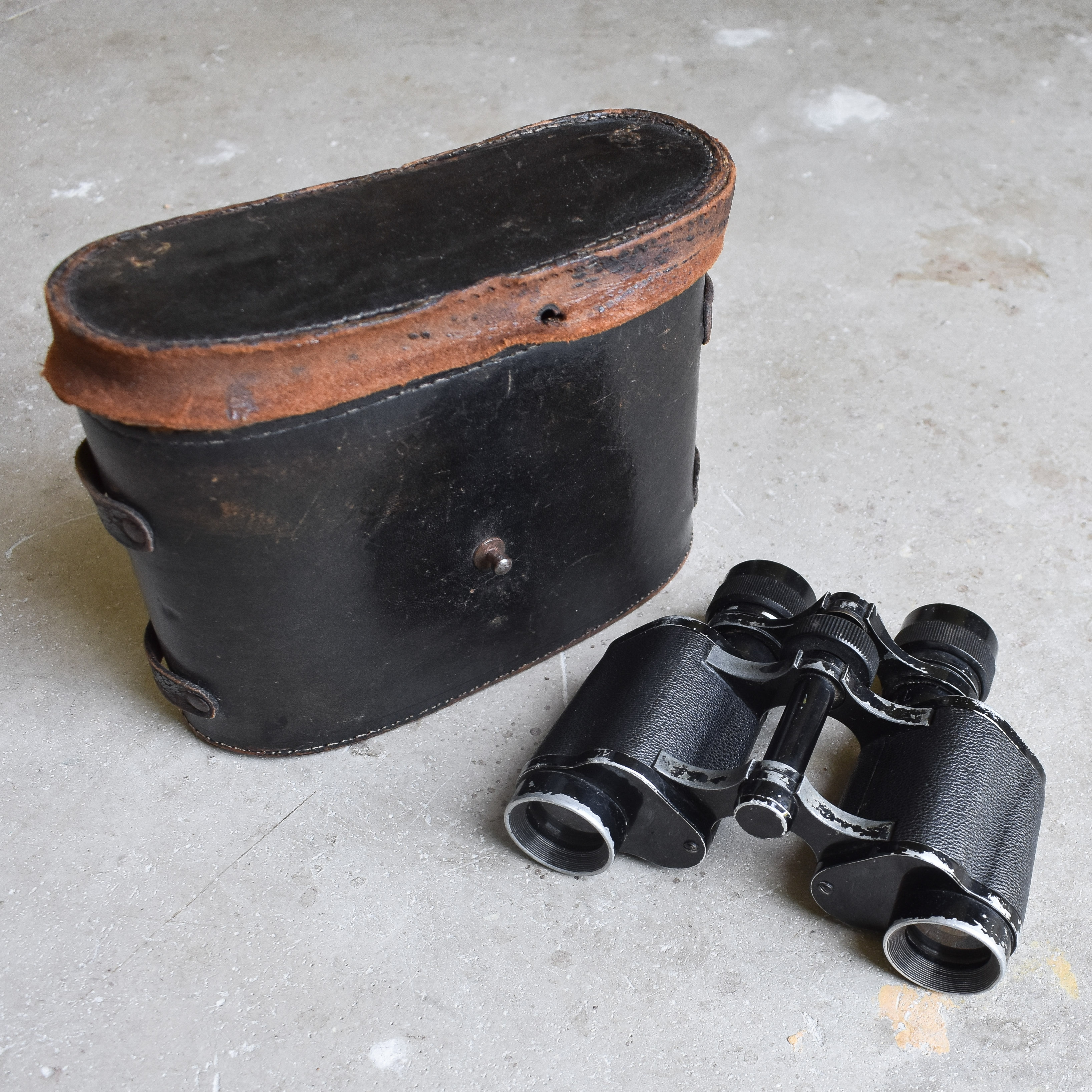 antique-vintage-20s-1920s-binoculars-leather-case-black-gear-hiking-hunting-bushcraft (6)