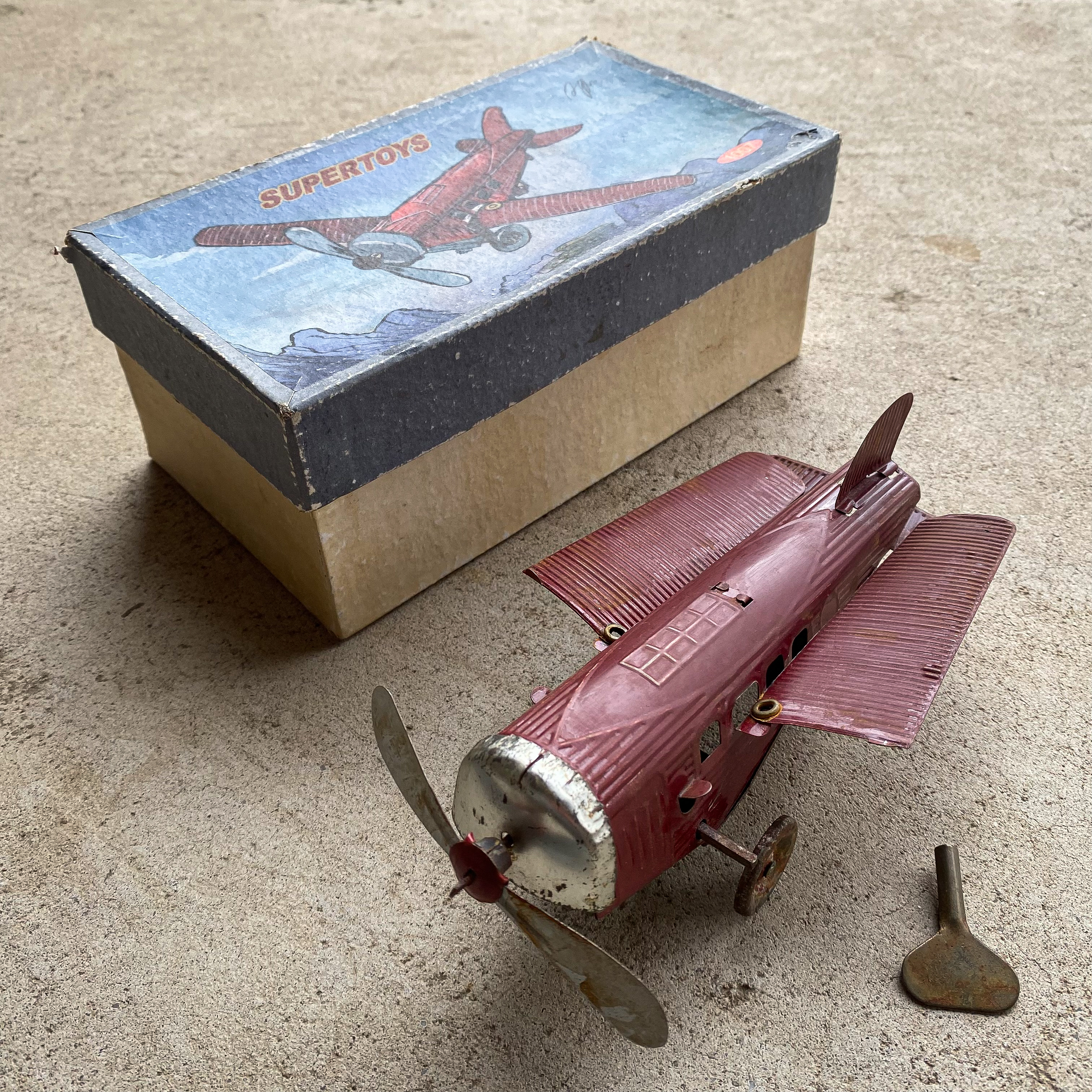 antique-vintage-30s-1930s-supertoys-ph-paya-hernanos-junkers-tin-airplane-plane-toy-box-decor-boys-room-man-cave-collection-red (15)