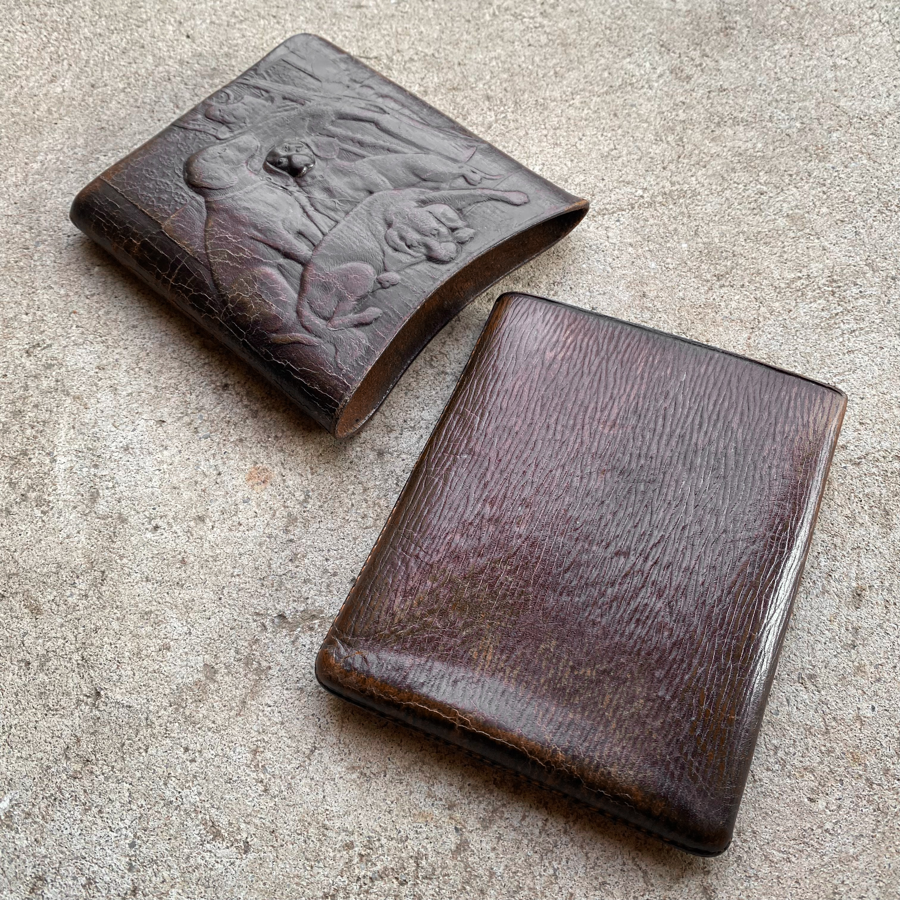 antique-vintage-30s-1930s-leather-brown-hunting-dogs-cigar-cigarette-holder-case-pocket-decor-gift-collection (5)