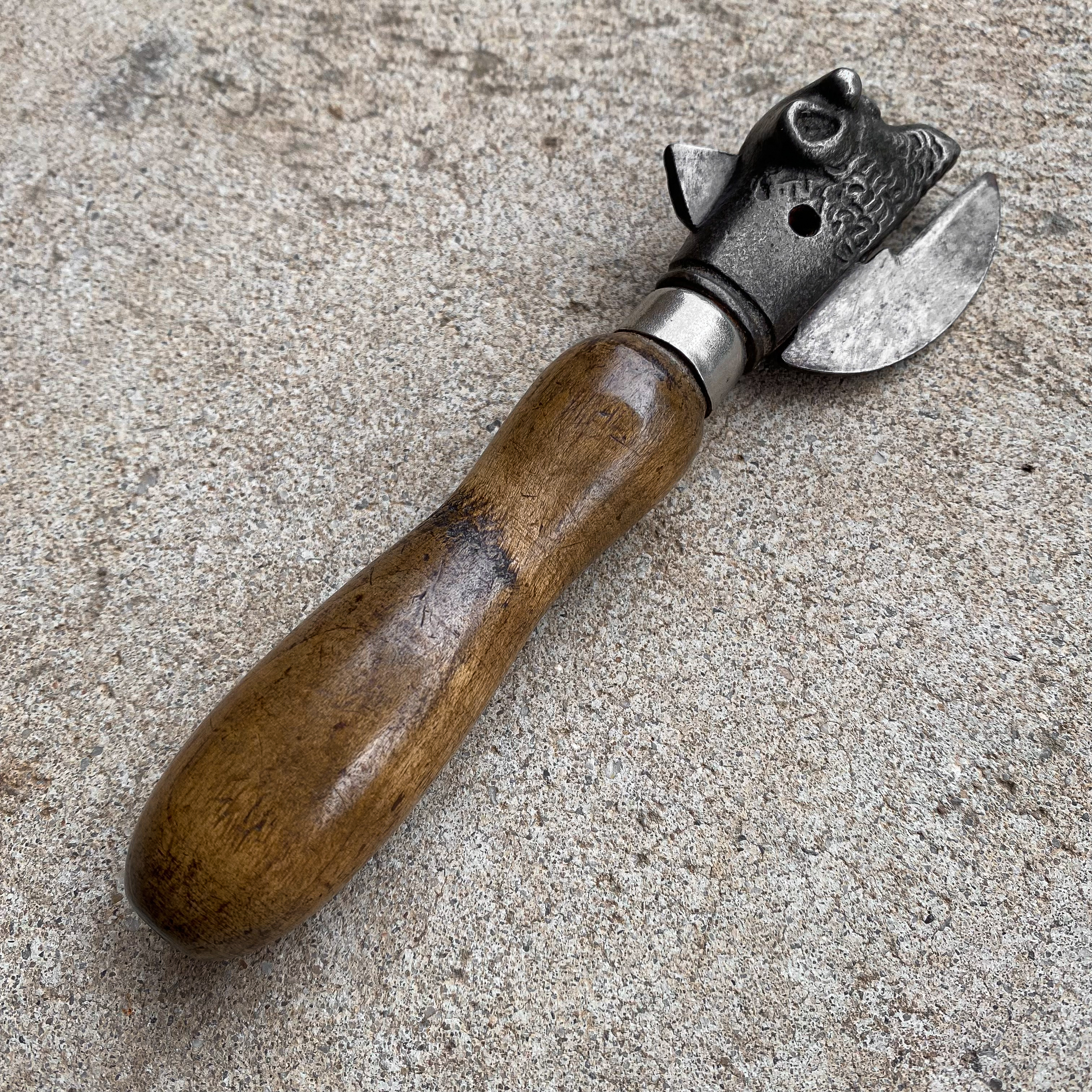 Antique Vintage Early 1900s British English Bull Head Shaped Tin Can Opener Bully Beef Wooden Handle