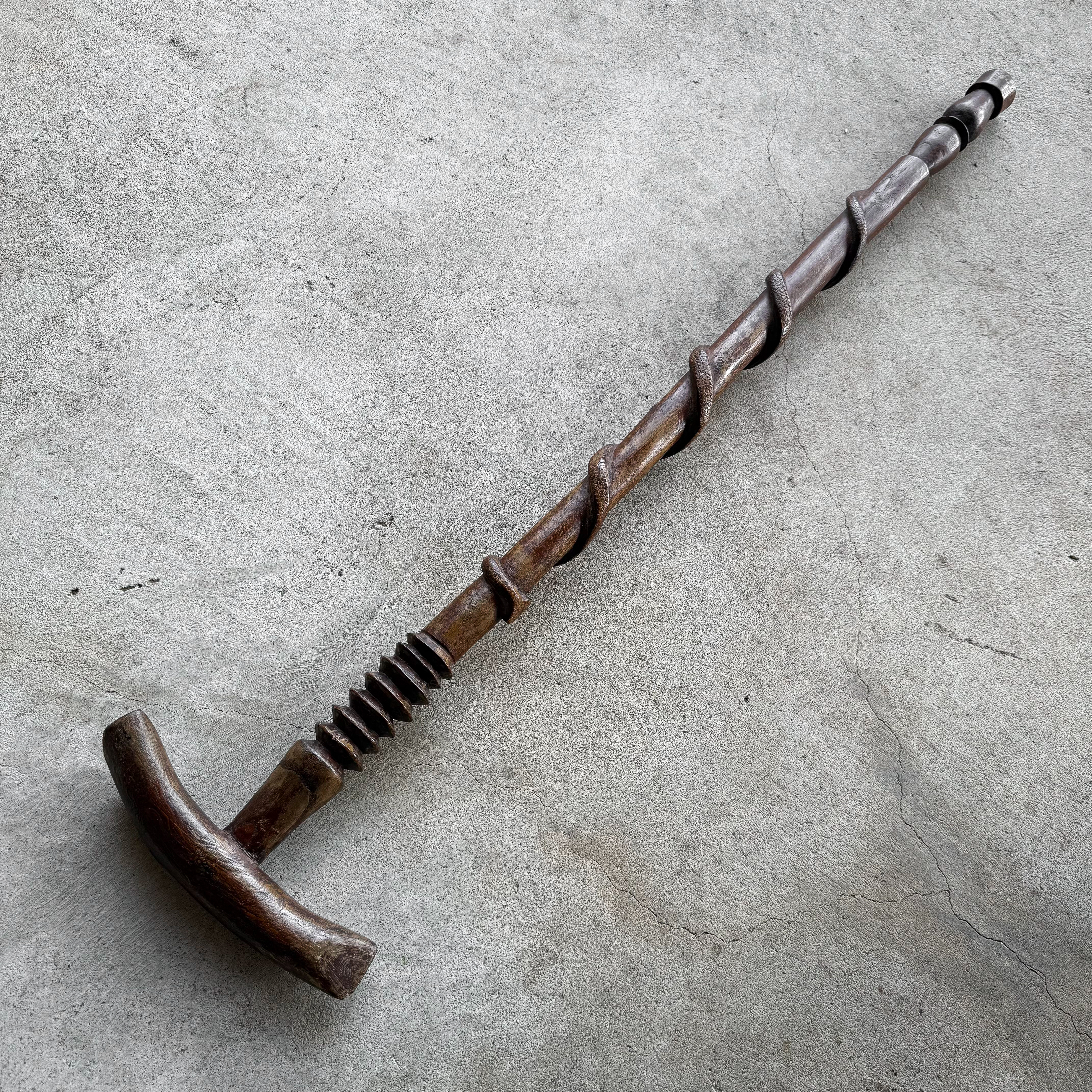 antique-vintage-1910s-WWII-french-trench-art-cane-walking-stick-serpent-folk-art-decor-collection-hand-carved-militaria-curiosity-gift-wood (4)